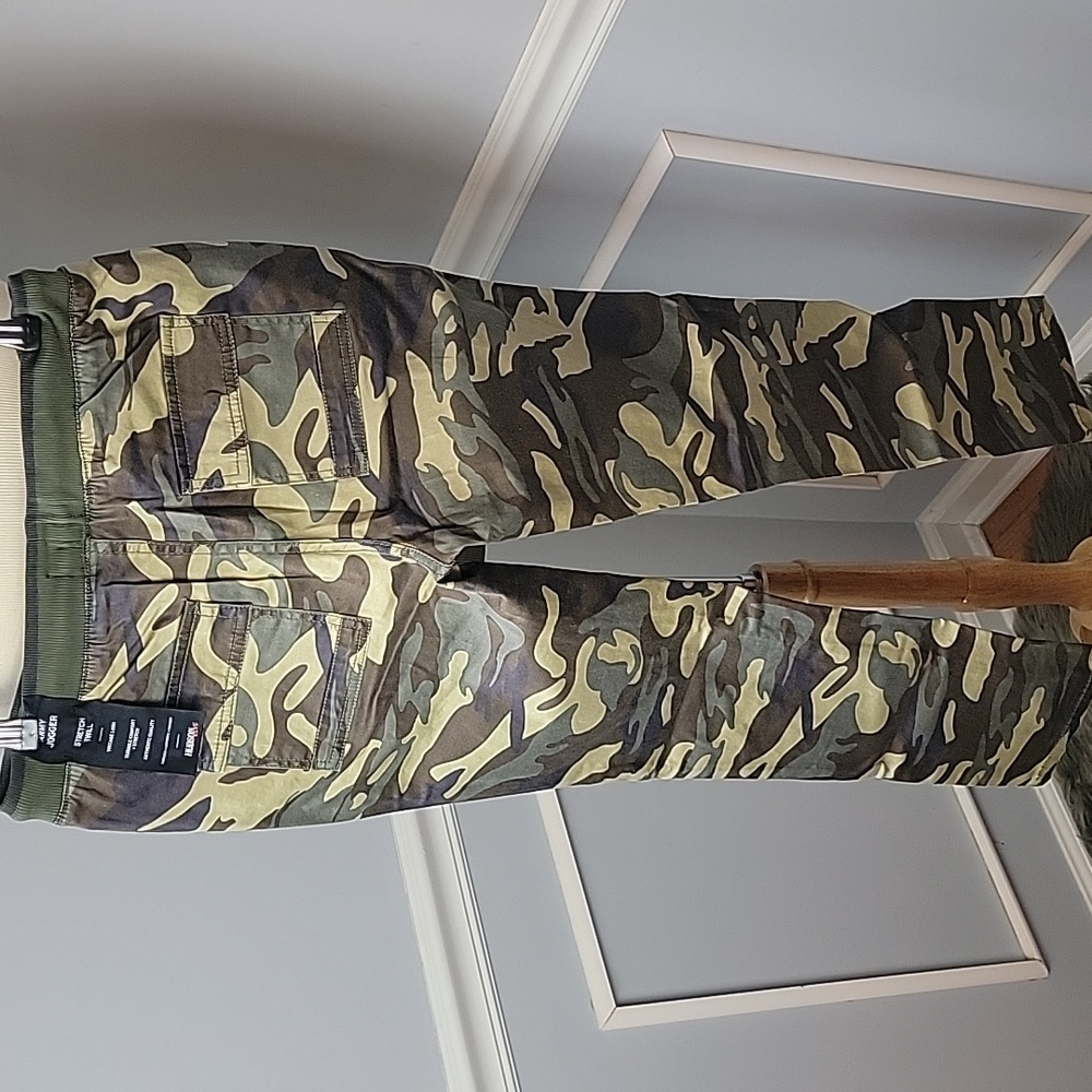 HUDSON KIDS NeW Army Jogger Green Camouflage Elastic Drawstring Waist Pants Sz L - Picture 2 of 10